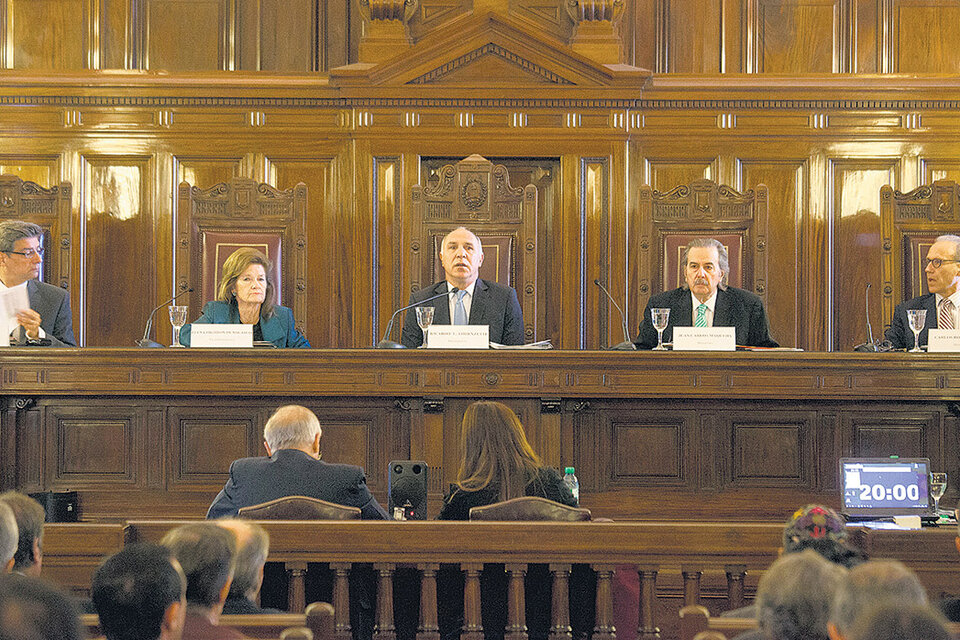 Entre otras cuestiones, no se puede acceder a las declaraciones juradas de los jueces de la Corte Suprema. (Fuente: Joaquín Salguero)