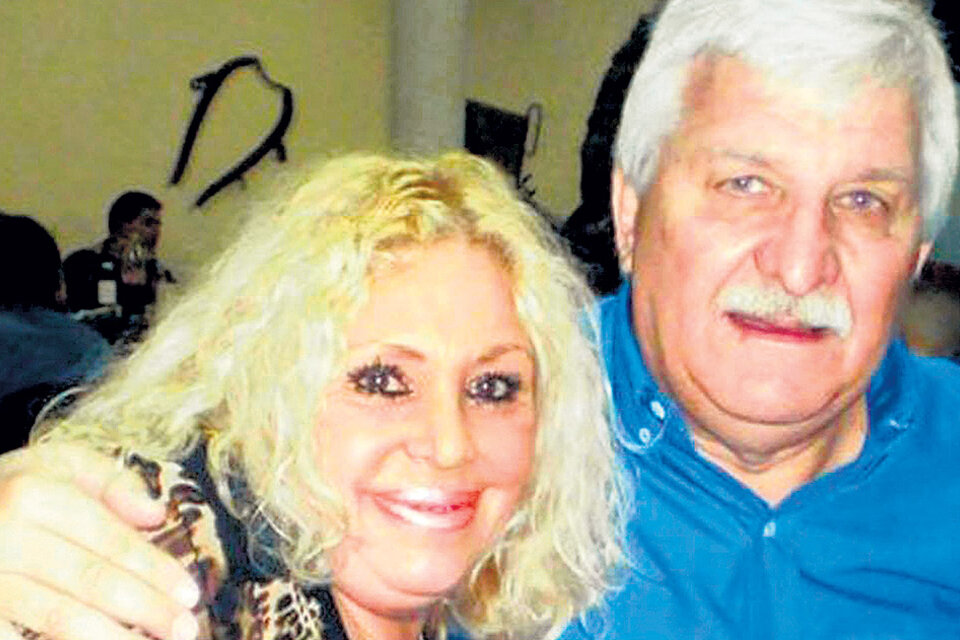 Stella Maris Sequeira junto a su marido, el abogado penalista Rubén Carrazzone.
