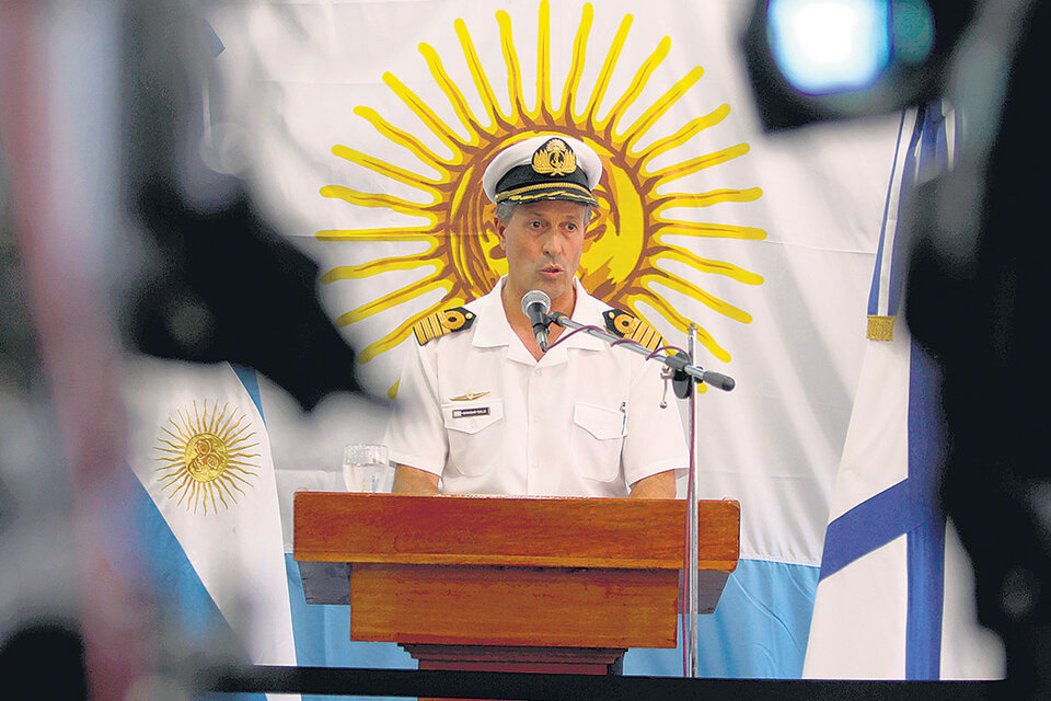 El vocero de la Armada dio detalles de los últimos contactos del ARA San Juan. (Fuente: Télam)