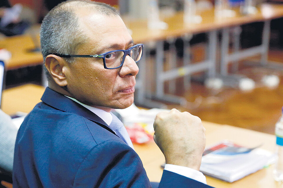 El abogado defensor de Jorge Glas calificó la sentencia de “inicua y bárbara”. (Fuente: EFE)