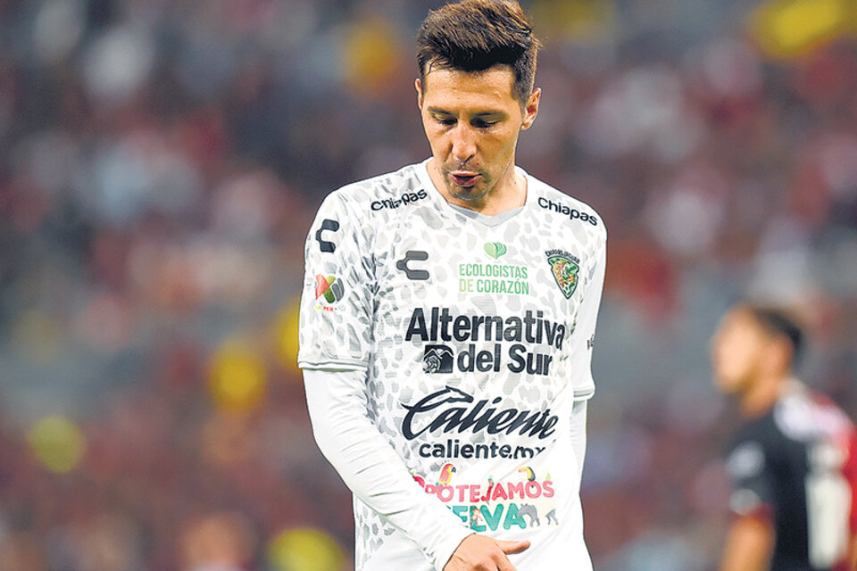 Hasta el lunes, Fabbro jugaba para un equipo mexicano, que lo desvinculó por la acusación.