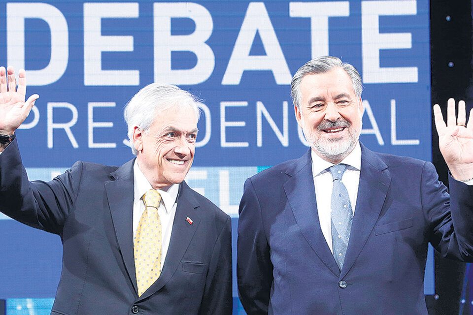 Un Piñera arrollador pareció sacar ventaja en el último debate. (Fuente: EFE)