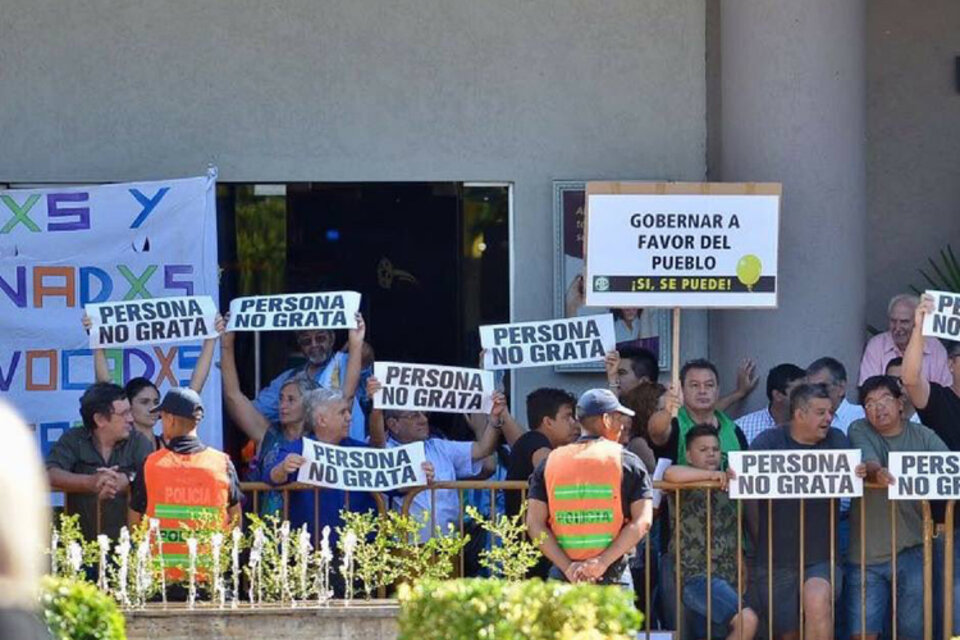Los ciudadanos de San Rafael se expresaron contra el presidente. (Fuente: Twitter)