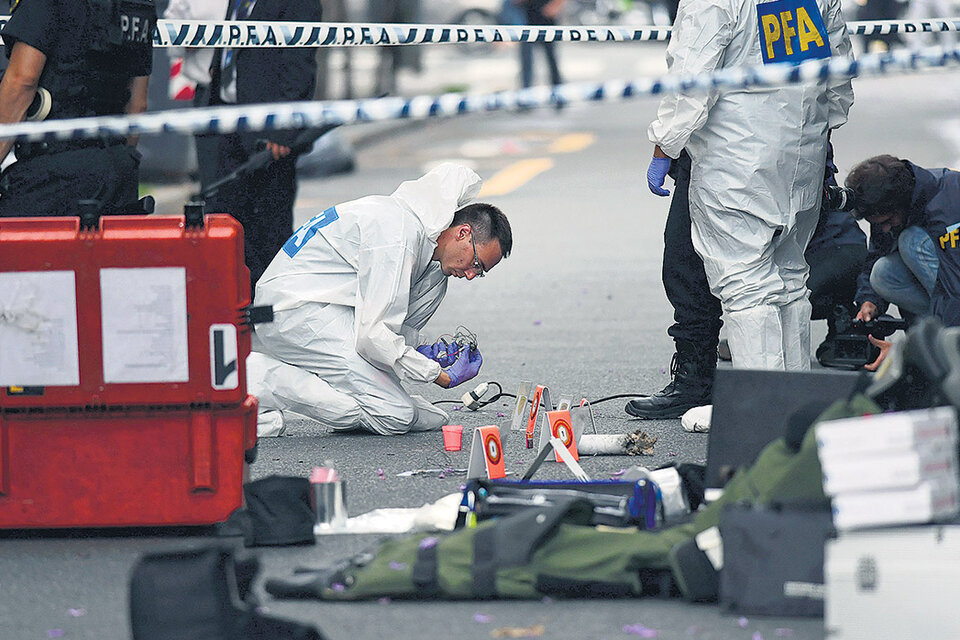 El explosivo fue encontrado frente al Departamento Central de Policía. (Fuente: Télam)