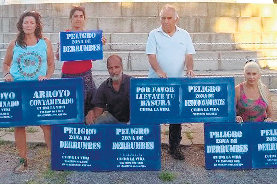 Una sociedad de fomento llegó a proveer y pagar de su bolsillo baños públicos.