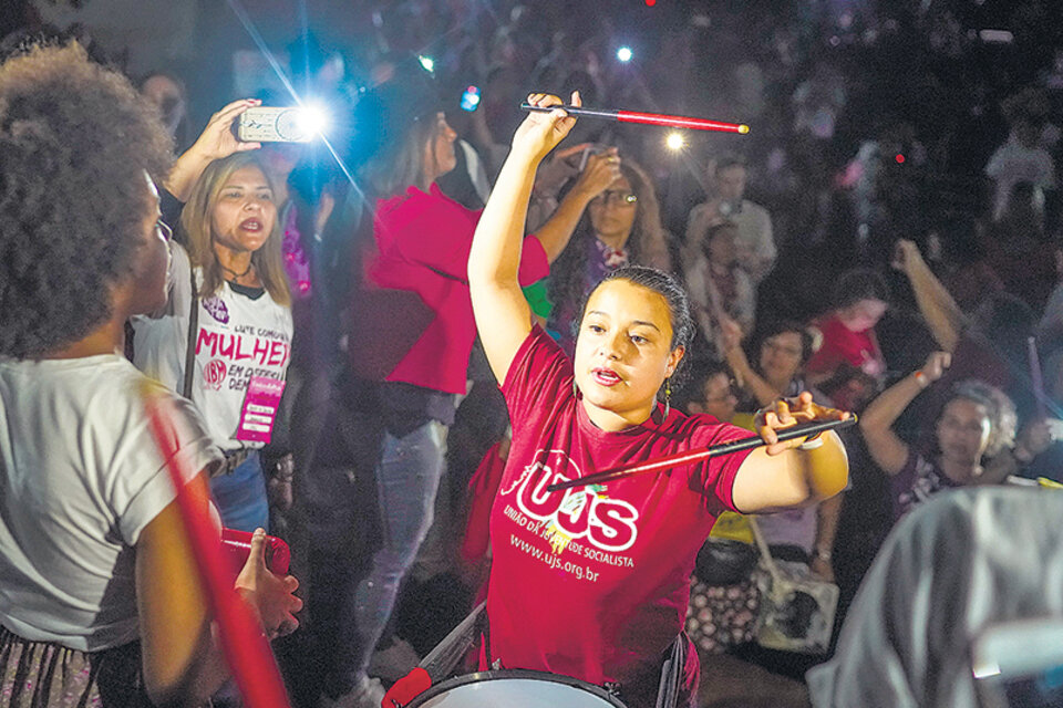 Mujeres que participaron del acto en apoyo a Lula, en Porto Alegre. (Fuente: AFP)