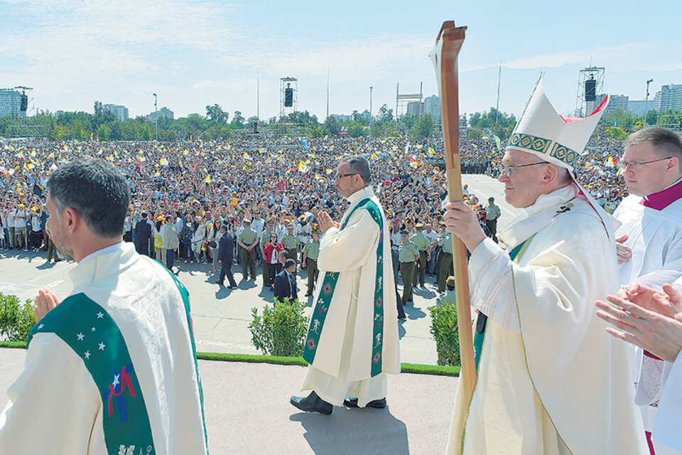 Francisco ofició una misa en el Parque O’Higgins, en el centro de Santiago. (Fuente: AFP)
