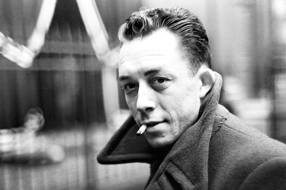 En un artículo publicado en 1957, Camus había cuestionado duramente la invasión soviética a Hungría.