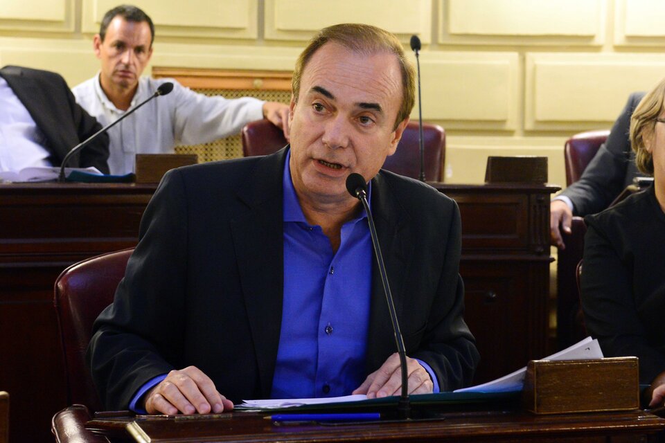 Di Pollina cree que el pacto es "perjudicial" para las provincias, que están "condicionadas". (Fuente: Sebastián Granata)