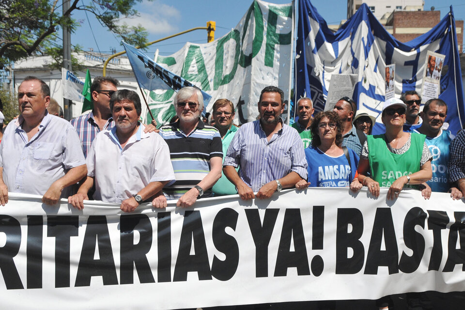 Los dirigentes estatales avisaron que no van a convalidar la pérdida de poder adquisitivo. (Fuente: Eduardo Seval)