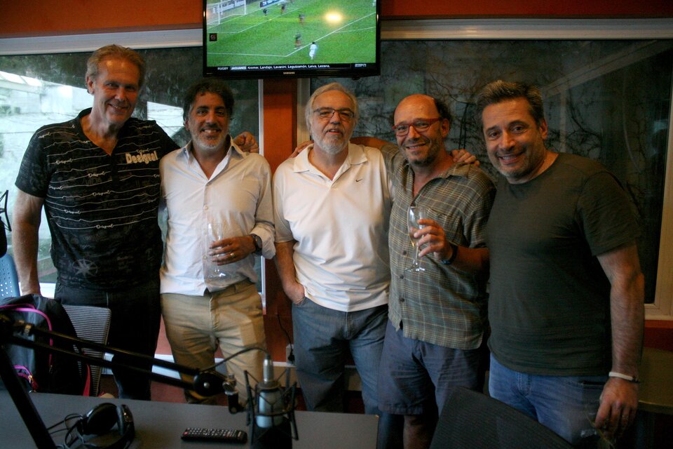 Gonzalo Bonadeo, Francisco Meritello, Eduardo Aliverti, Ezequiel Fernández Moores y Víctor Santa María. (Fuente: Alejandro Leiva)