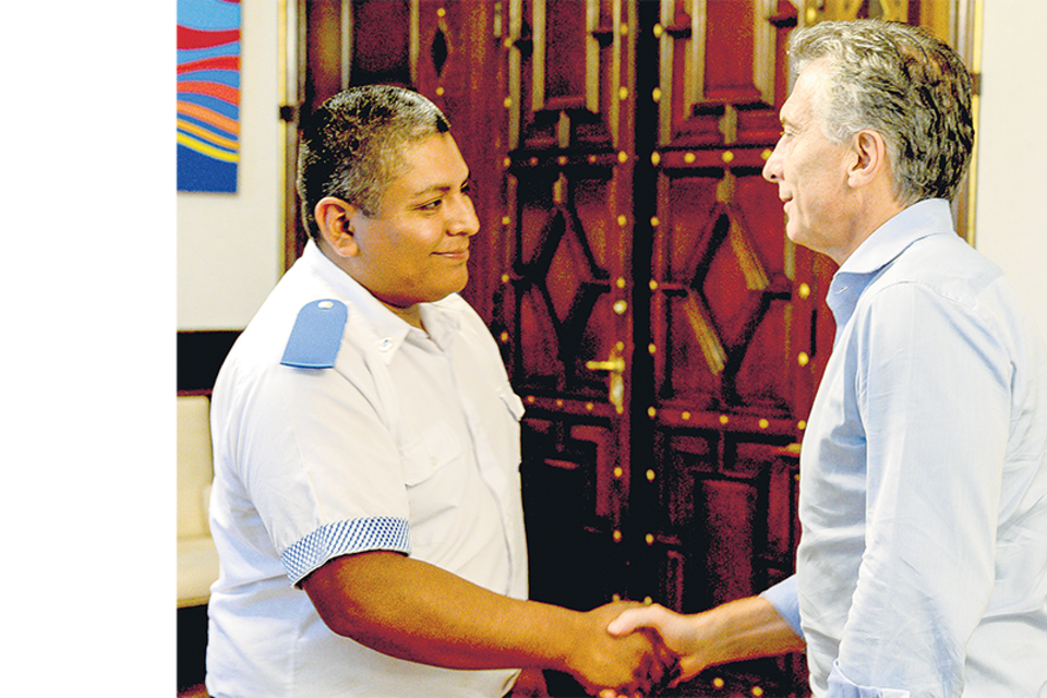 El 1º de febrero, el presidente Mauricio Macri recibió al policía Luis Chocobar, procesado por homicidio agravado.