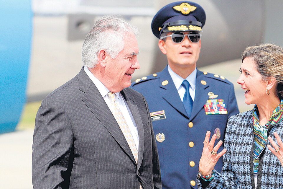 La vicecanciller colombiana recibe a Tillerson en Bogotá. (Fuente: EFE)