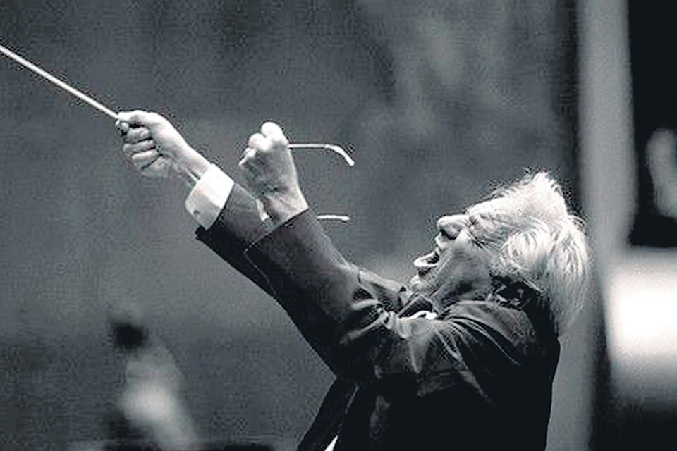 Bernstein fue el primer director de orquesta nacido en Estados Unidos que logró proyección internacional.