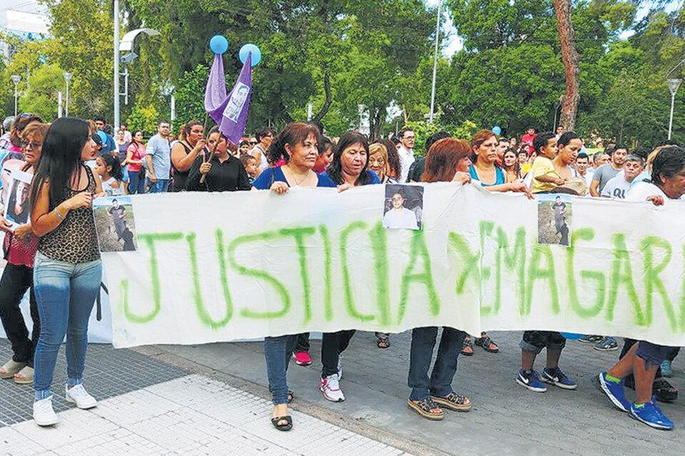 La marcha se realizó en el centro de La Rioja.