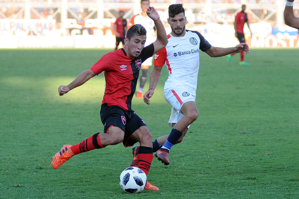 Newell`s manejó la pelota gran parte del partido pero no pudo definir y cayó de visitante. (Fuente: Julio Mancini)