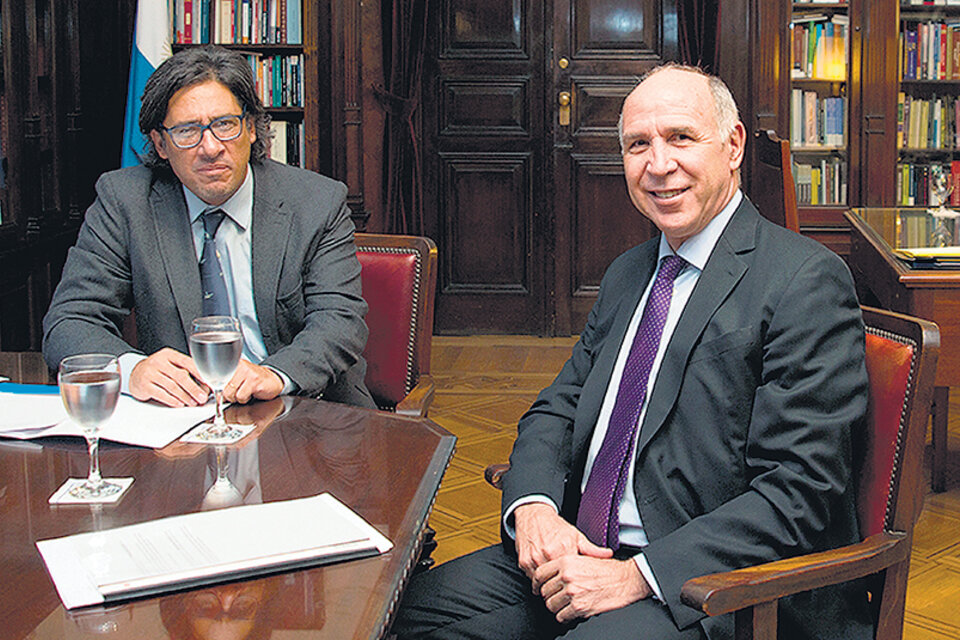 En medio de la tensión en Justicia y Gobierno, Ricardo Lorenzetti se reunió ayer con el ministro Garavano.