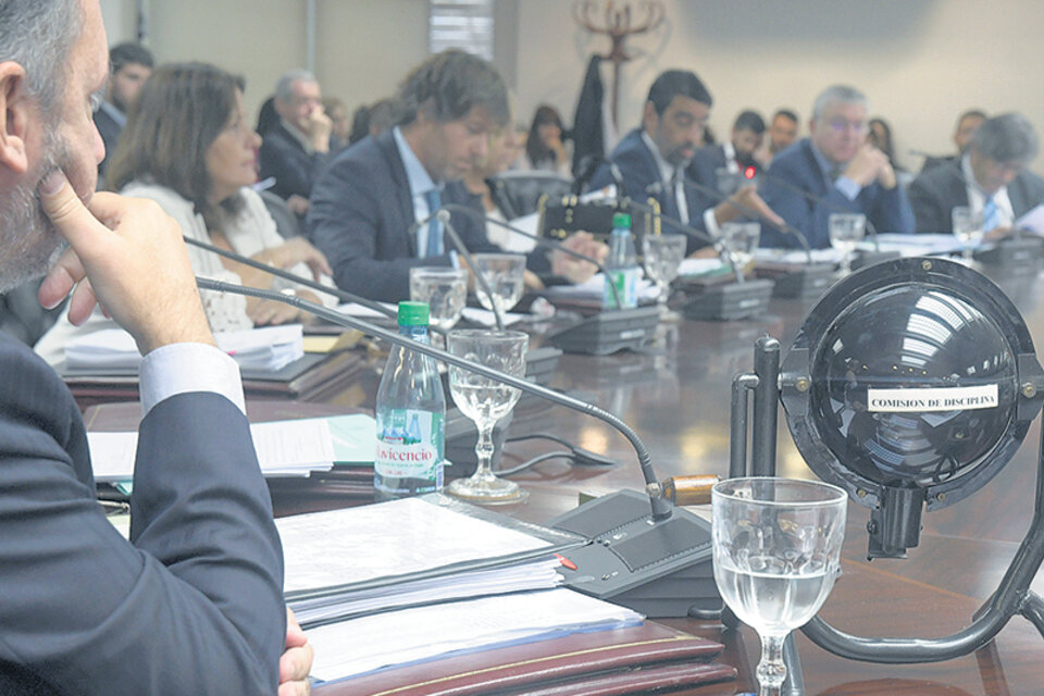 Los representantes del oficialismo y de la oposición tendrán un debate intenso en el Consejo.