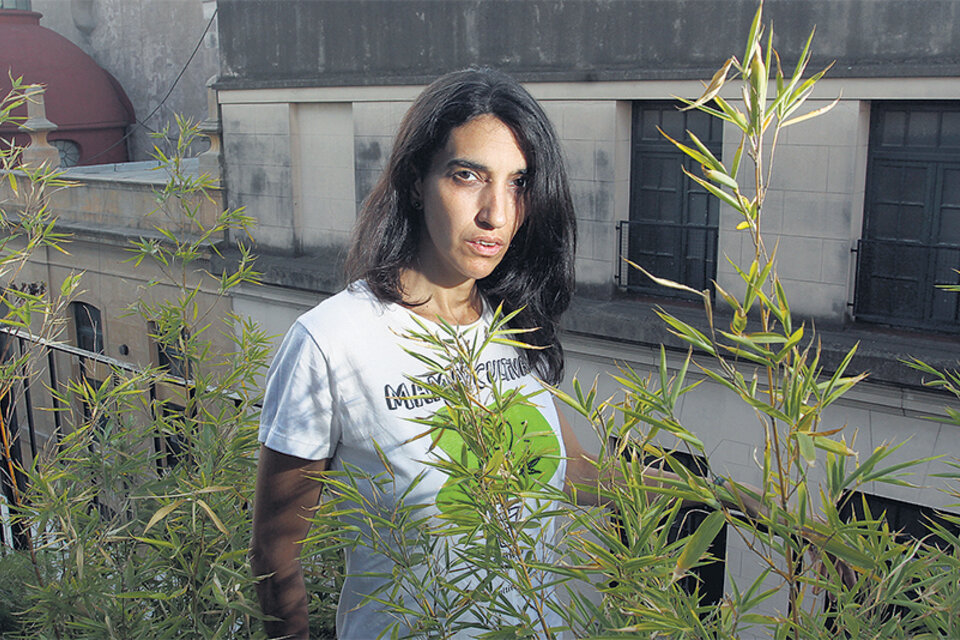 “El cannabis sirve para vivir una vida digna”, dice Valeria Salech.