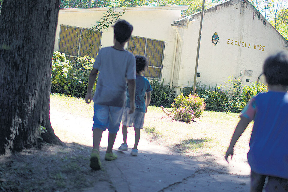 La escuela Nº 25, de arroyo Caracoles, continuará en funcionamiento. (Fuente: Joaquín Salguero)