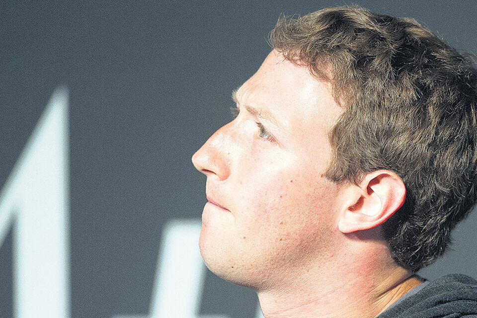 Mark Zuckerberg, el fundador de Facebook, hoy en el centro de la tormenta. (Fuente: AFP)