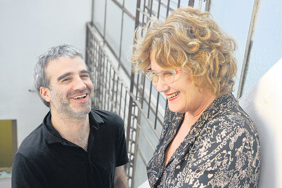 Daniel Hendler y Verónica Llinás, dos de los participantes de la propuesta. Habrá doce funciones. (Fuente: Sandra Cartasso)
