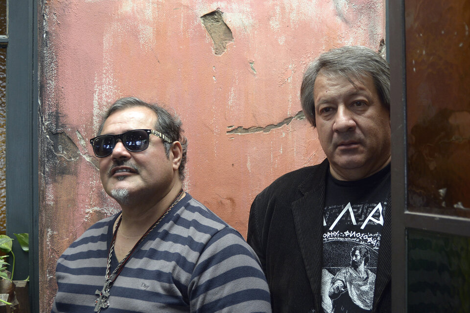 El guitarrista José María Blanc y Ronald Boettner, baterista de la legendaria banda. (Fuente: Sebastián Joel Vargas)