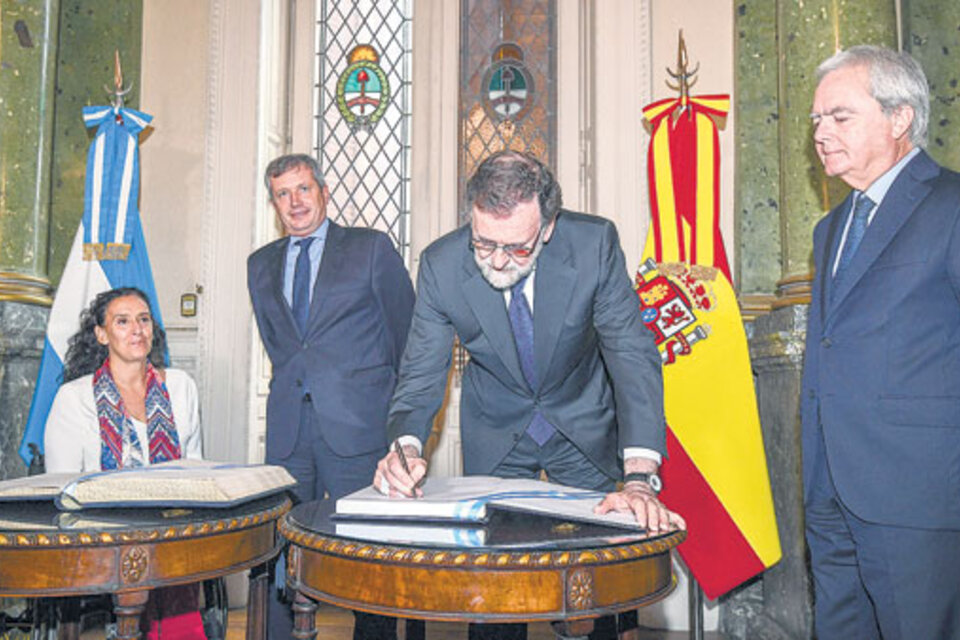 Rajoy estuvo con Michetti, Pinedo, Ritondo y Puerta, entre otros. (Fuente: Télam)