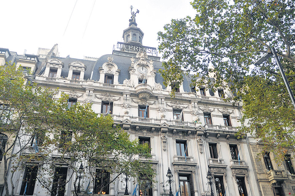 El edificio de La Prensa, donde funciona el Ministerio de Cultura, es Patrimonio Histórico. (Fuente: Sandra Cartasso)