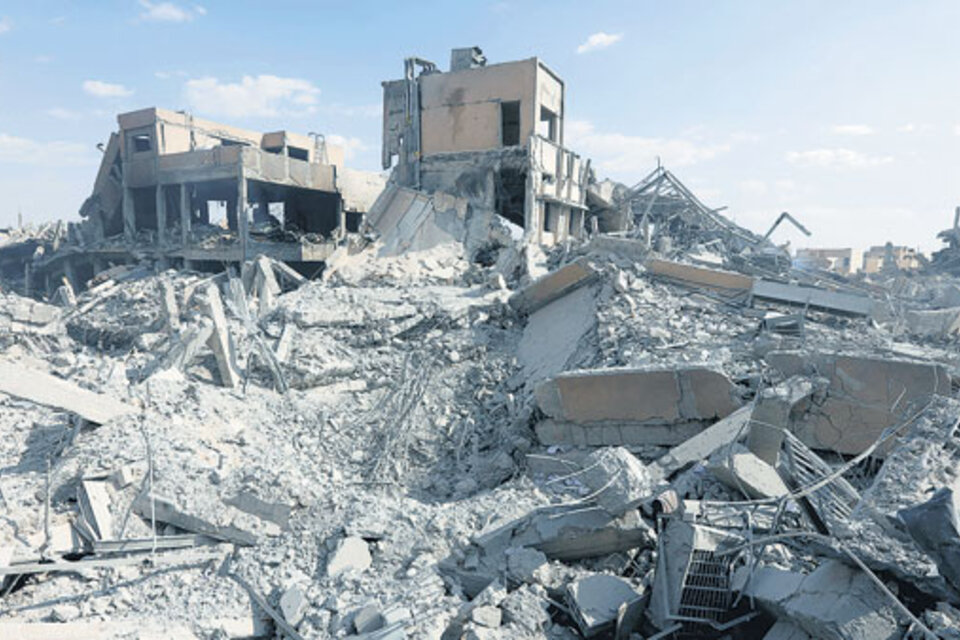 El Centro de Estudios e Investigación Científica de Damasco después del bombardeo de EE.UU. y sus aliados. (Fuente: AFP)