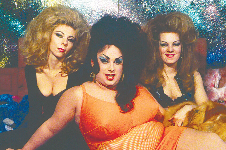 Female Trouble integra el homenaje al iconoclasta John Waters.