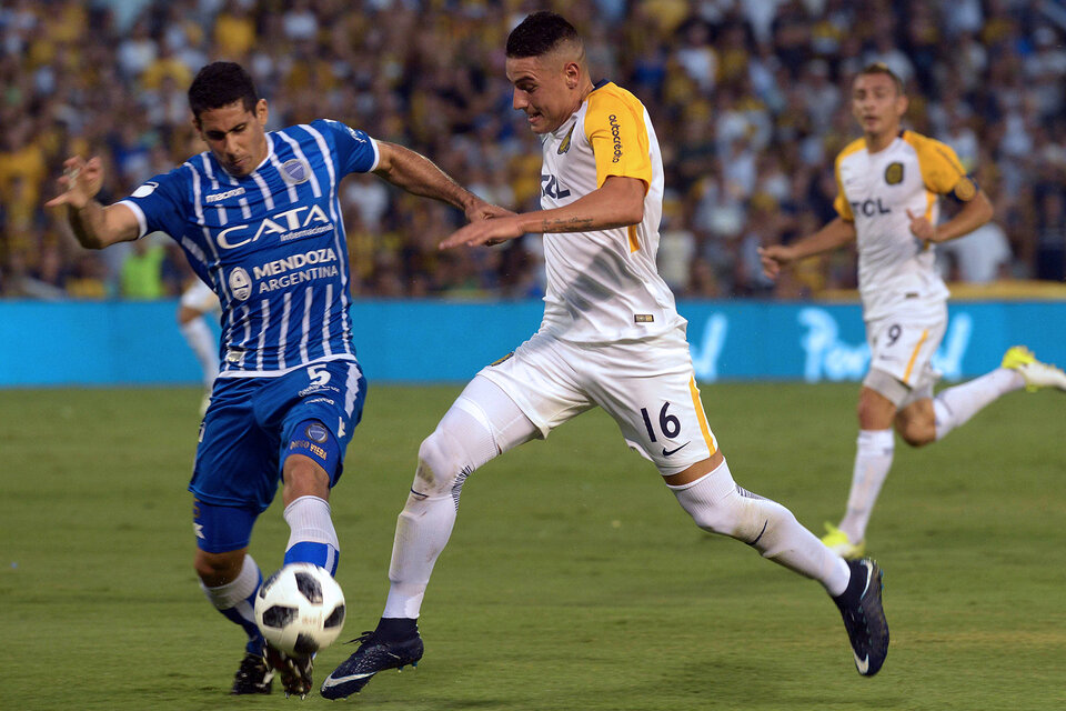 Mauricio Martínez, uno de los jugadores que ingresará desde el arranque en el estadio de Núñez. (Fuente: Sebastián Granata)