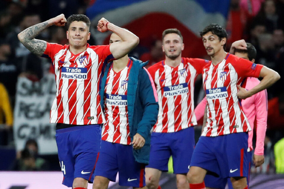 Los jugadores del Atlético celebran la victoria ante el Arsenal que les dio el pase a la final. (Fuente: EFE)