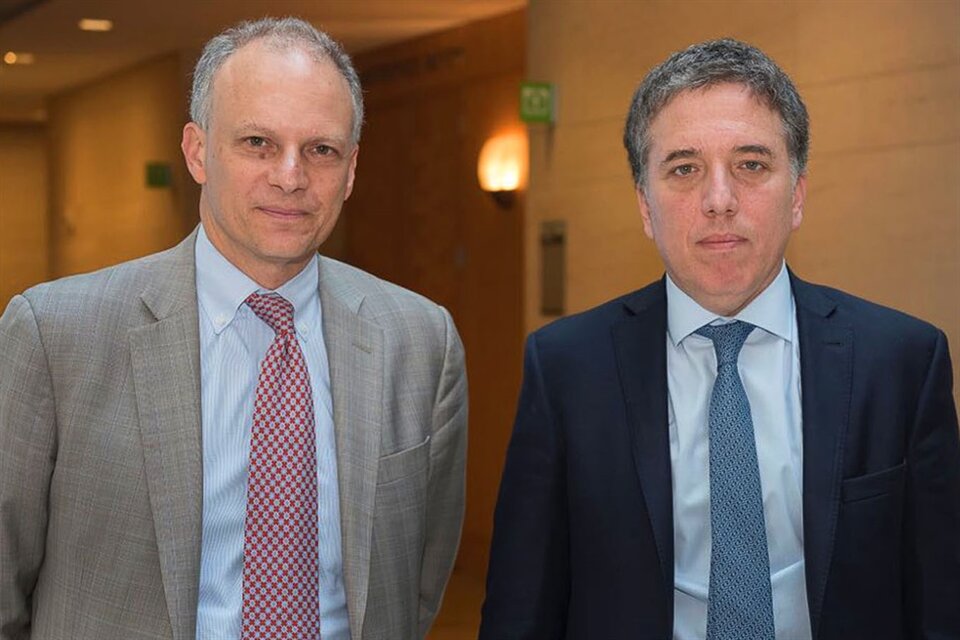 Dujovne estuvo hoy con Alejandro Werner, director del Departamento del Hemisferio Occidental del FMI. (Fuente: Ministerio de Hacienda)