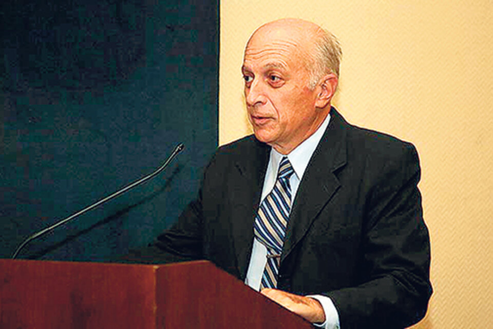 Eduardo Casal, procurador general interino, protege a Carlos Stornelli.