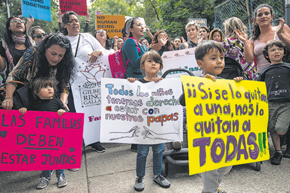 Protesta de niños migrantes en el Senado de EE.UU. (Fuente: AFP)