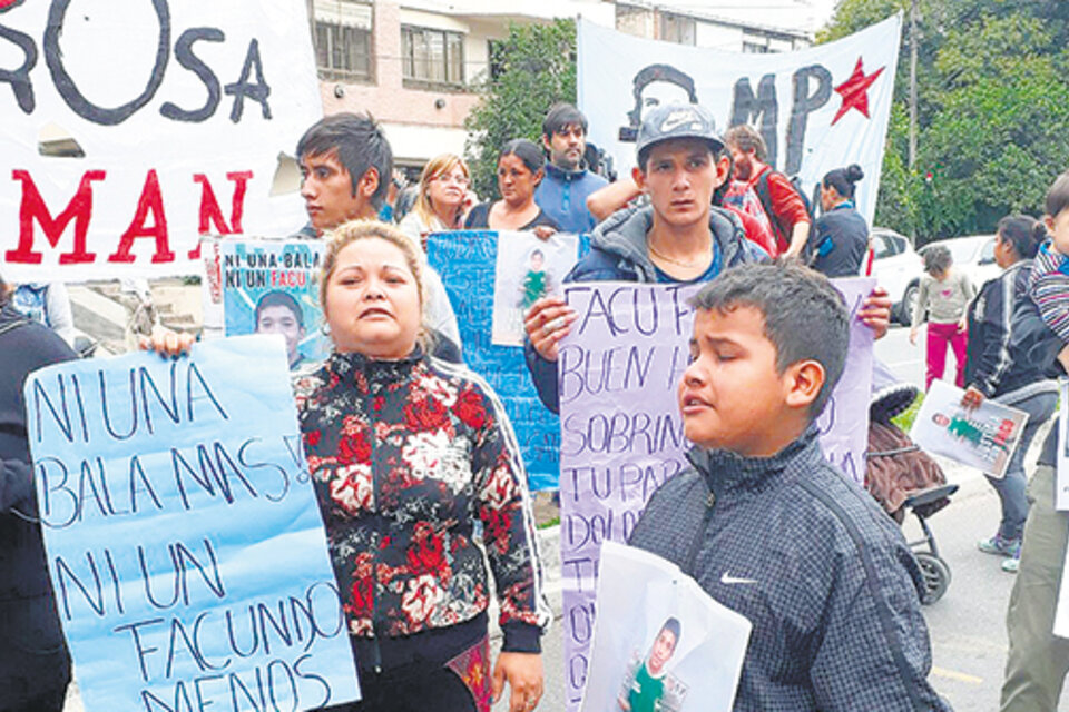 Una marcha en reclamo de justicia por la muerte de Facundo, ocurrida en la madrugada del 8 de marzo.