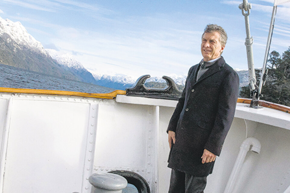 El presidente Mauricio Macri se reunió ayer con la mesa de turismo de Bariloche. (Fuente: NA)