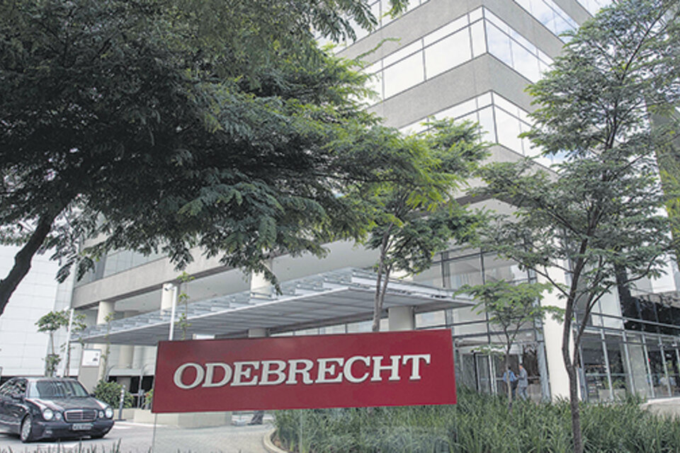 La constructora Odebrecht había acudido al Tribunal de Arbitraje de la Bolsa de Comercio. (Fuente: AFP)