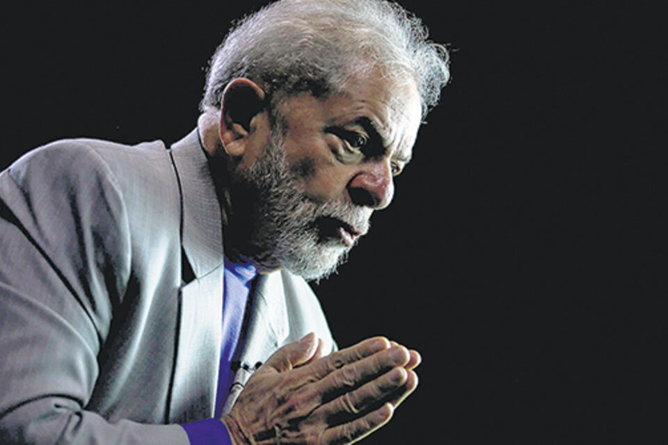 Lula será candidato pese a su arresto; está al frente de todas las encuestas publicadas este año.