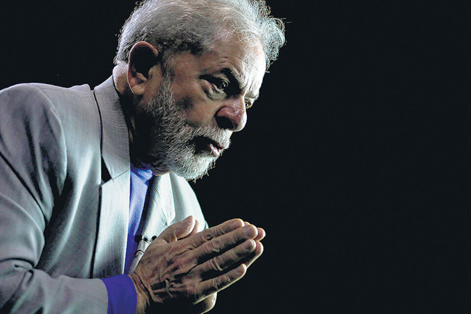 Lula ratificó ayer desde prisión que será candidato en las elecciones del próximo octubre. (Fuente: EFE)