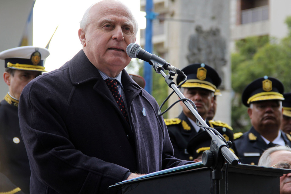 Lifschitz aludió a “un país unido” y aún modelo económico “que sea más equitativo para todos”.