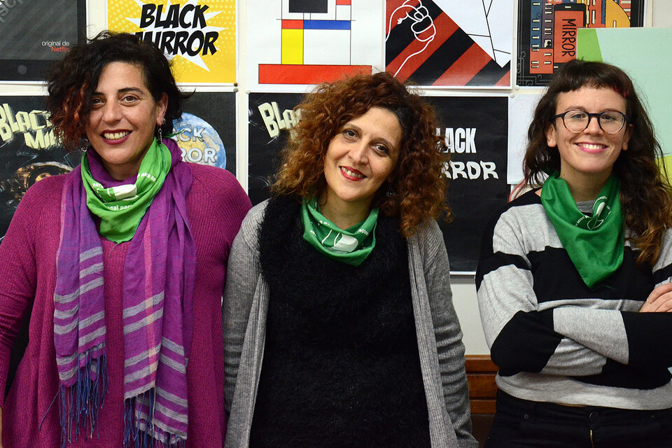 Florencia Rovetto, Mariángeles Camusso y Lucía Figueroa integran el grupo de investigación. (Fuente: Pablo Correa)