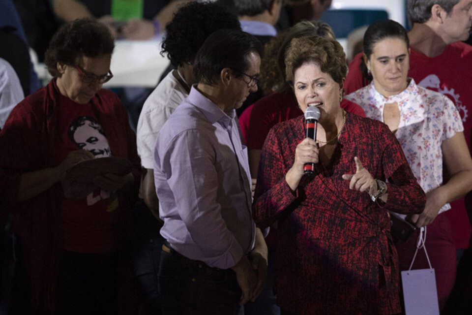 Dilma Rousseff confirmó su lanzamiento como candidata a senadora por Minas Gerais. (Fuente: EFE)