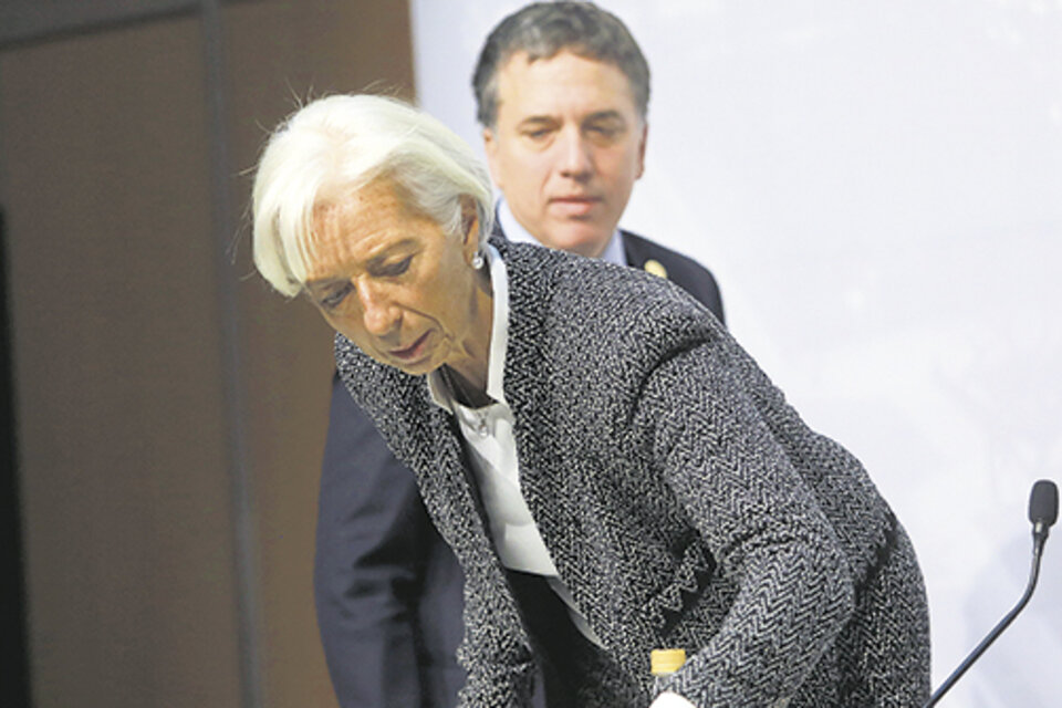 Christine Lagarde, titular del FMI, y Nicolás Dujovne, ministro de Hacienda, deberán renegociar. (Fuente: NA)