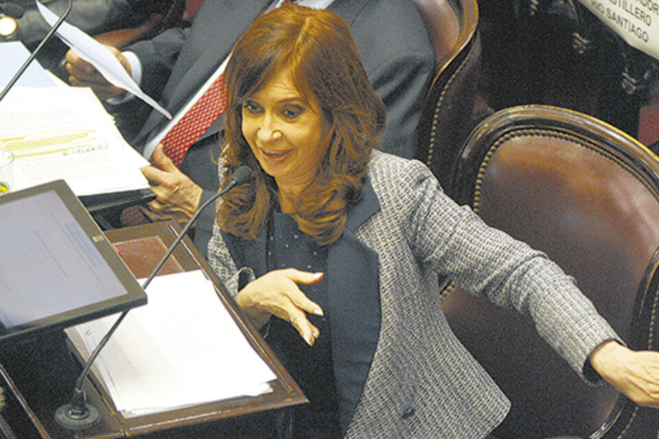 La senadora Cristina Kirchner se defendió con un duro mensaje en el que repartió críticas.