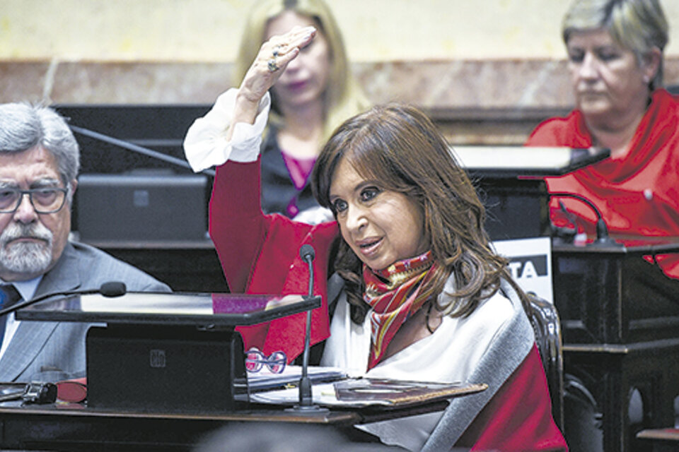 El Senado deberá decidir si autoriza el allanamiento a los domicilios de Cristina Kirchner.