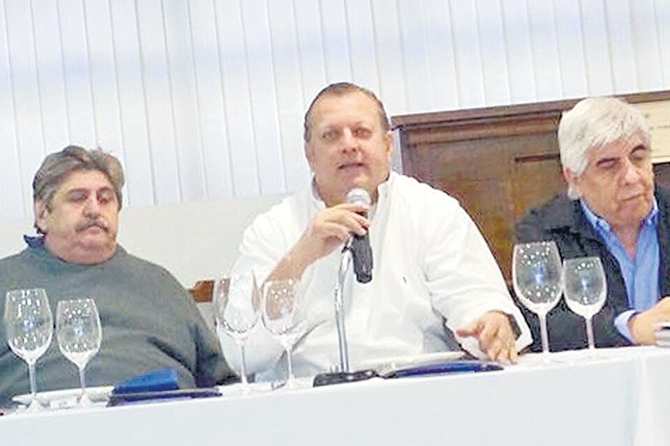 Los sindicalistas Ricardo Pignanelli, Pablo Biró y Hugo Moyano.