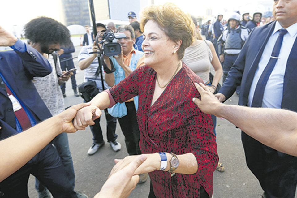 Lula y Dilma marchan primeros en los sondeos