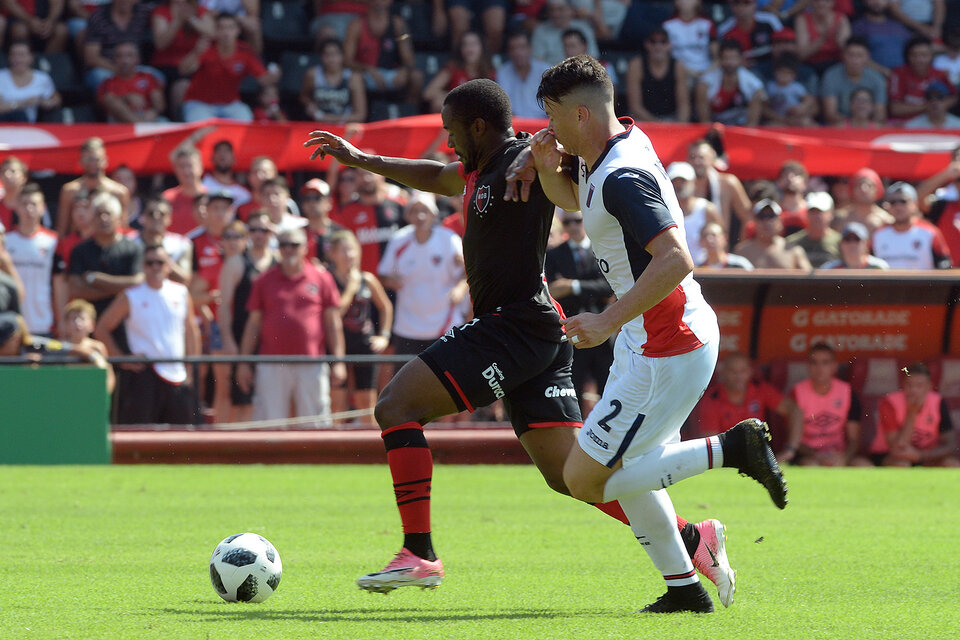 Luis Leal asume en Newell’s la responsabilidad del gol. (Fuente: Sebastián Granata)